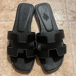 Black Hermes Orans Size EU 35